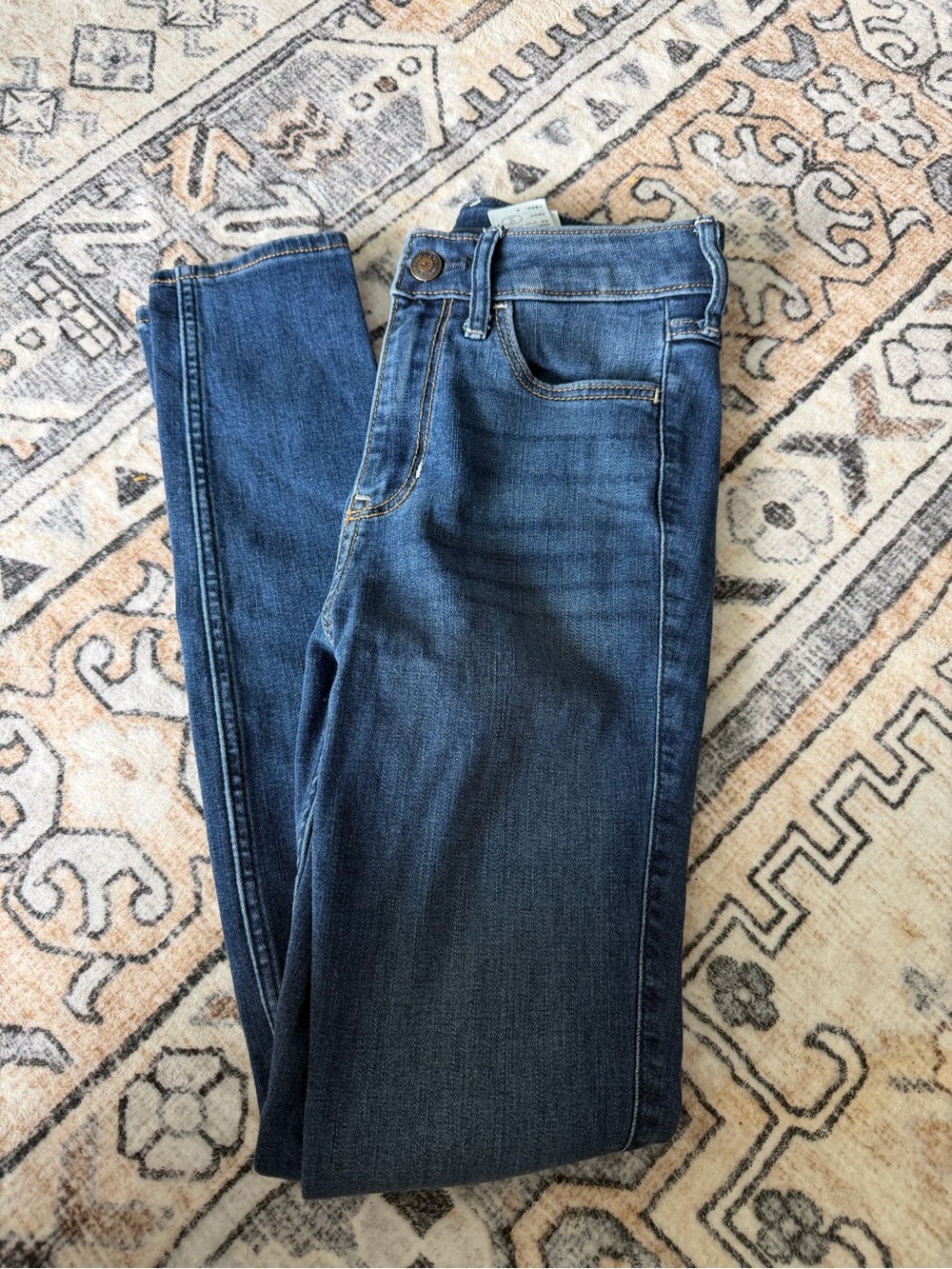 Hollister Women's Skinny Jeans in Dark Blue Wash